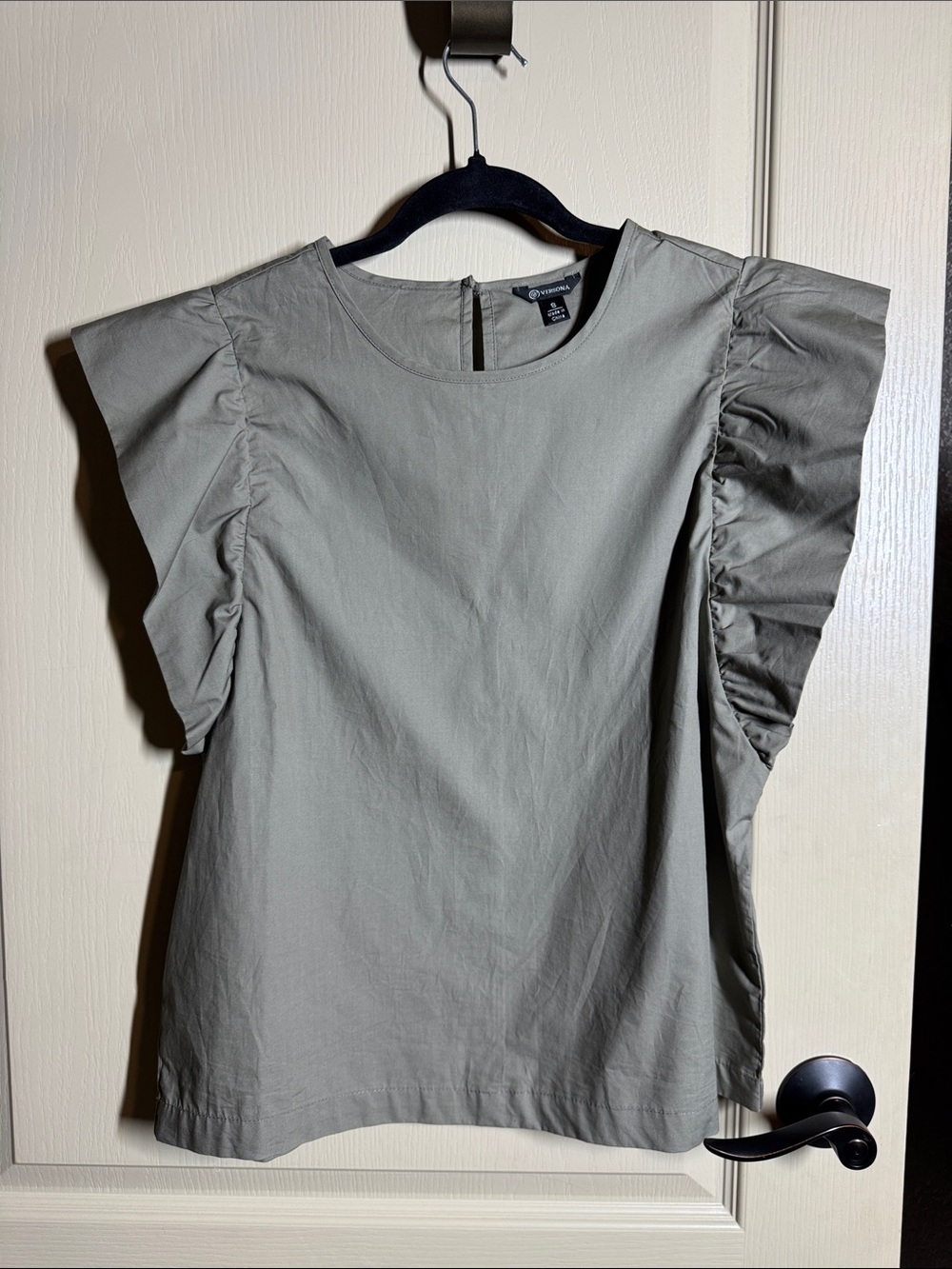 Club Monaco Ruffle Sleeve Cotton Top in Olive Green Size Small
